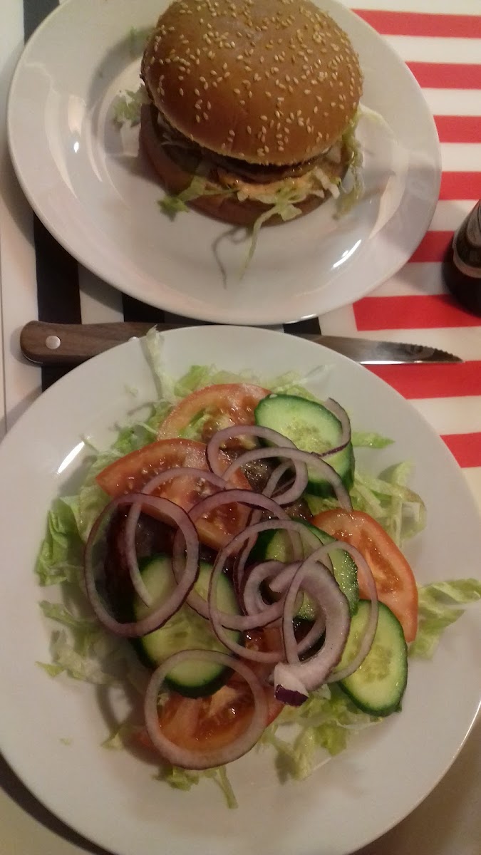 Queen Pizza & Grill Photos 2